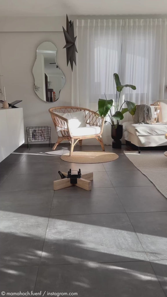 Krinner Kopenhagen mit Weihnachtsbaum geschmückt